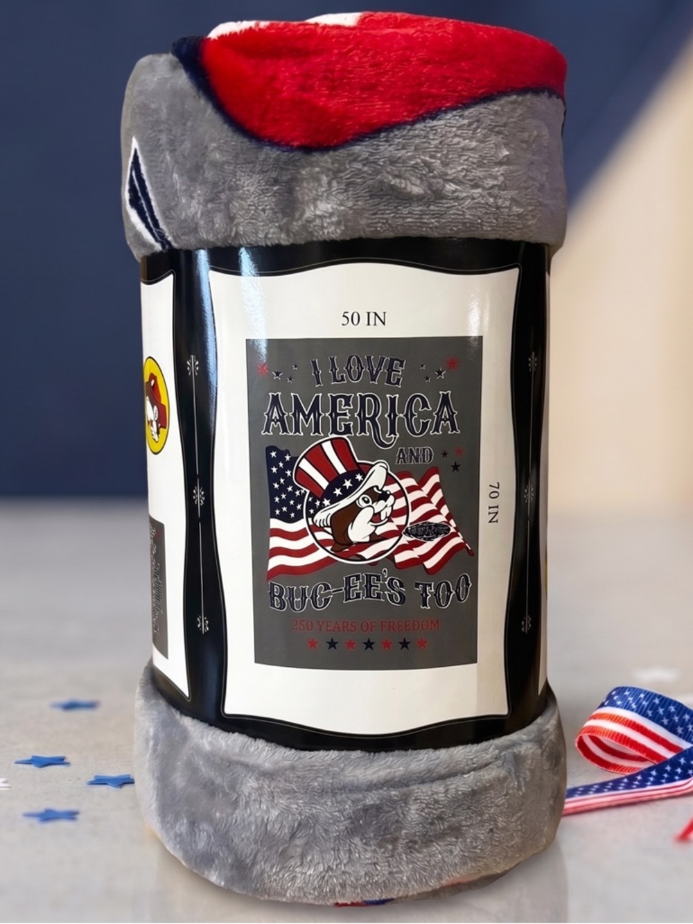 Buc-ee's I Love America Patriotic Plush Throw - Red, Gray, Black